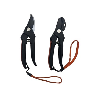 Industrial-grade long-handled garden pruning shears