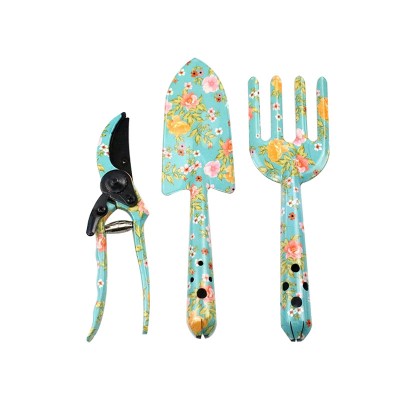 Multifunctional gardening three-piece tool set