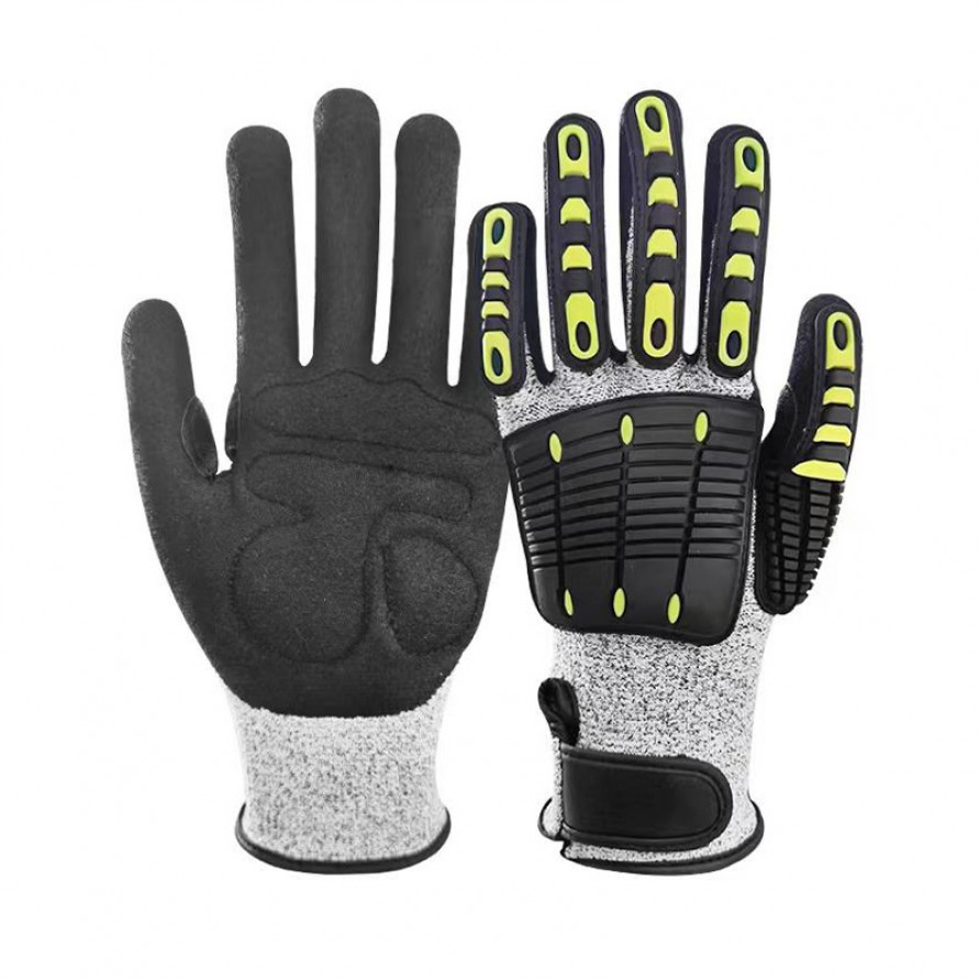 Wear-resistant and impact-resistant protective gloves