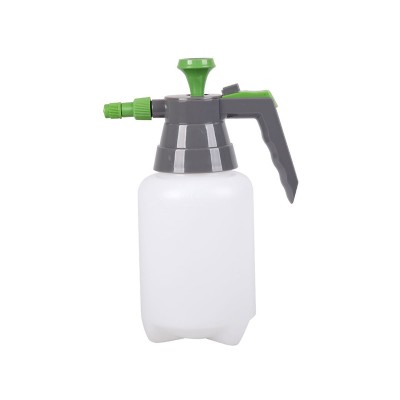 High-efficiency manual garden sprayer