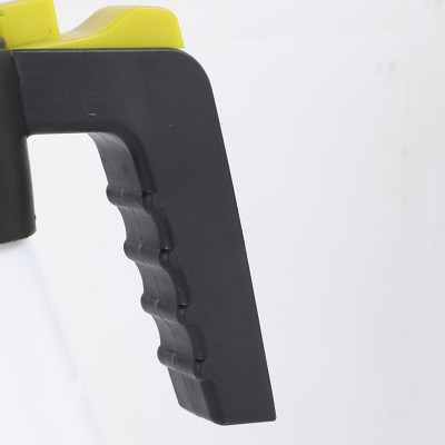 Green manual pressure garden sprayer