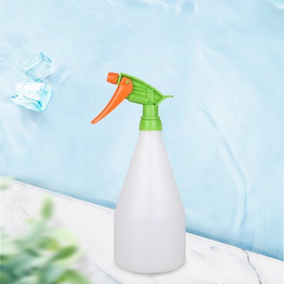 Large-capacity manual trigger garden sprayer